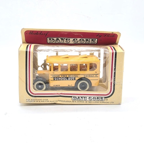 Lledo Days Gone 1983 School Bus Union Free School District 17 Diecast