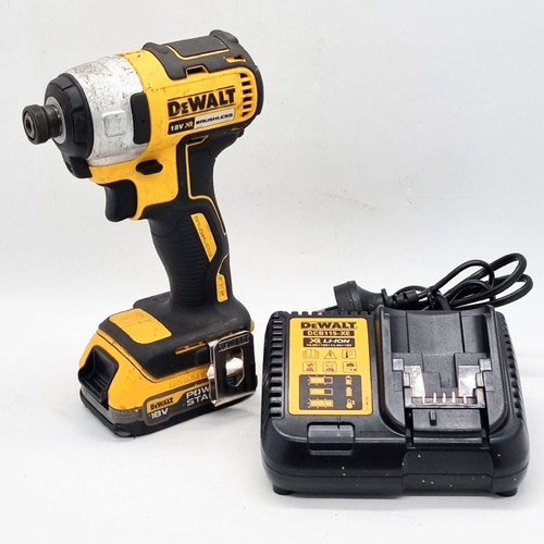 DeWALT DCF787 18V XR Cordless Impact Driver 1.7Ah Battery and Charger with Case