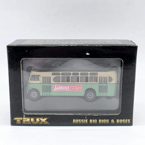Trux 1953 Daimler CV Single Deck Bus 1:76 Diecast Model TX1B Route 175