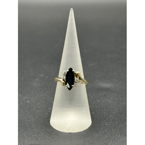 Ladies 18ct Yellow Gold Blue Sapphire & Diamond Ring