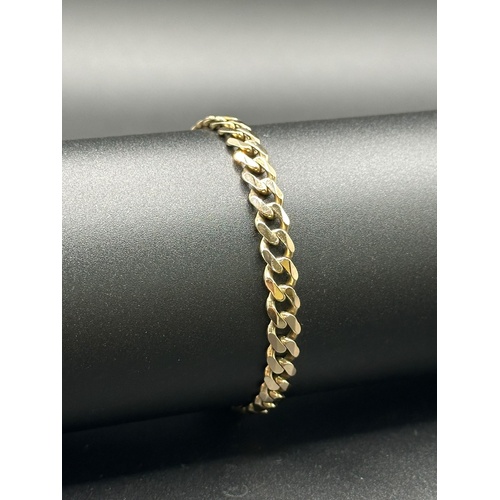 Unisex 9ct Yellow Gold Curb Link Bracelet