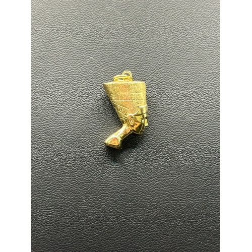 Ladies 9ct Yellow Gold Egyptian Head Pendant 2.2g
