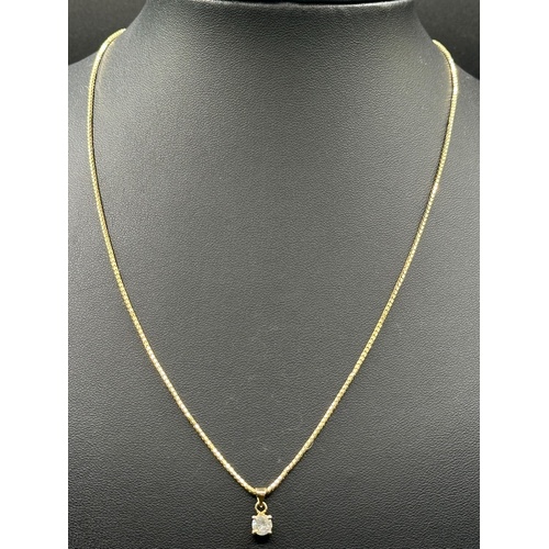 Ladies 18ct Yellow Gold Snake Link Chain with Diamond Pendant