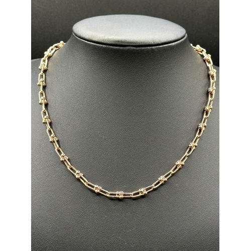 Ladies 17ct Rose Gold Paperclip Link Necklace