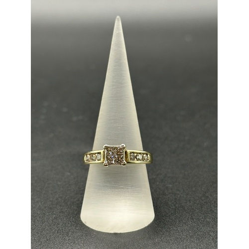 Ladies 9ct Yellow Gold Diamond Ring