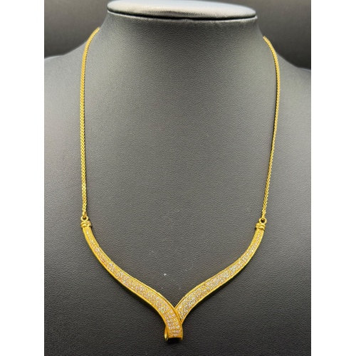 Ladies 21ct Yellow Gold Cubic Zirconia Fancy Link Crown Trifari Necklace