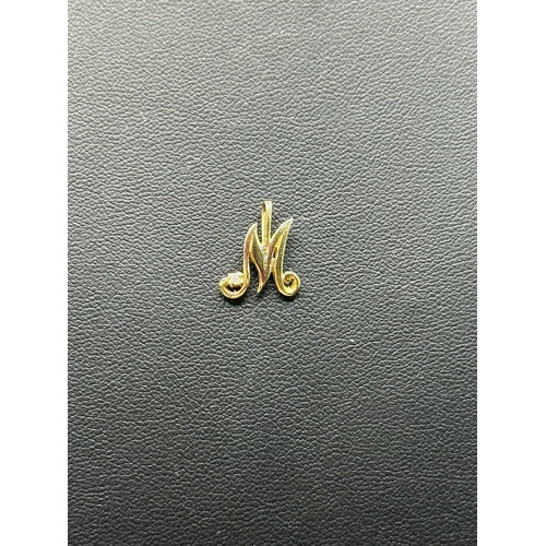 Ladies 9ct Yellow Gold Diamond Pendant 0.01ct