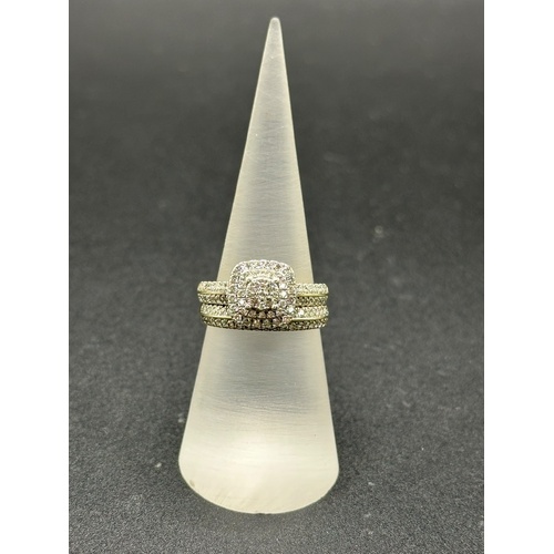 Ladies 9ct Yellow Gold Diamond Bridal Ring Set