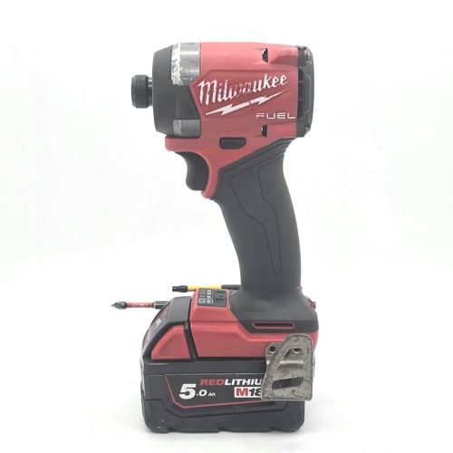Milwaukee M18 FUEL 1/4 Inch Hex Cordless Impact Driver M18 FID3 5.0Ah Battery