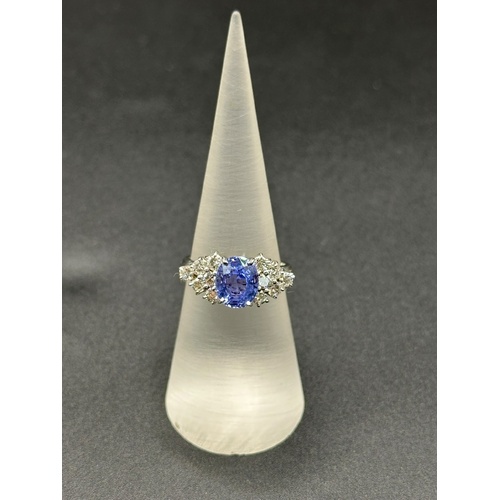Ladies 18ct White Gold Blue Sapphire & Diamond Ring