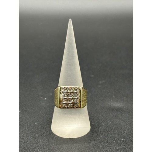 Mens 18ct Yellow Gold Diamond Ring