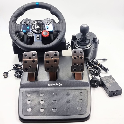 Logitech G29 Driving Force Racing Wheel Pedals & Shifter