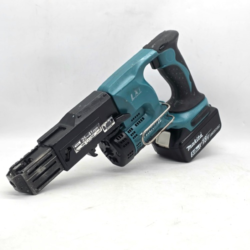 Makita BFR550 18V LXT Cordless Auto Feed Screw Gun with 5.0Ah Battery