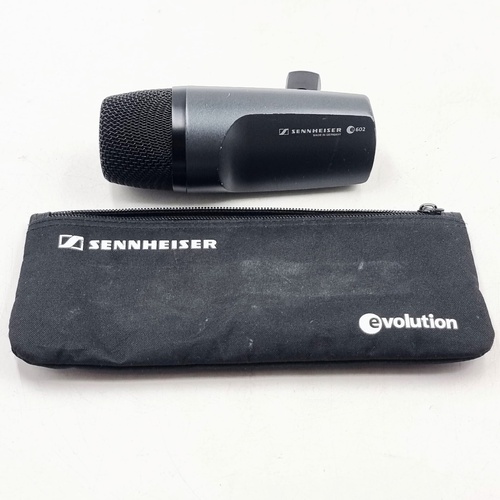 Sennheiser e602 Dynamic Cardioid Kick Drum Bass Instrument Microphone with Pouch
