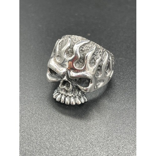 Sterling Silver Flaming Skull biker Ring 18 Grams SIZE: 10/U